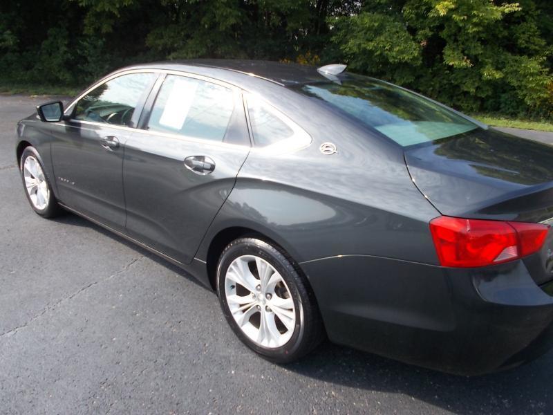 Chevrolet Impala 4dr Sdn LT w/1LT 2015