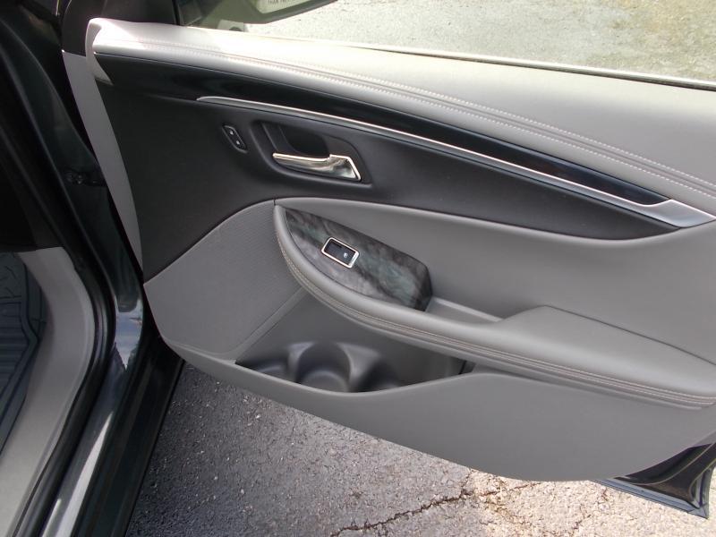 Chevrolet Impala 4dr Sdn LT w/1LT 2015