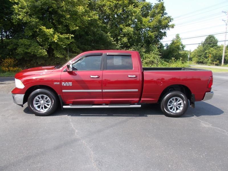 RAM 1500 4WD Crew Cab 149" Big Horn 2014