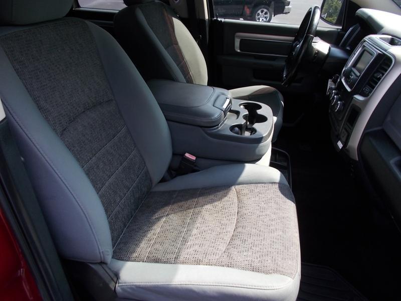 RAM 1500 4WD Crew Cab 149" Big Horn 2014