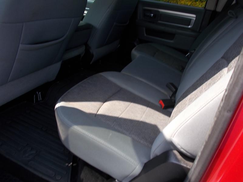RAM 1500 4WD Crew Cab 149" Big Horn 2014