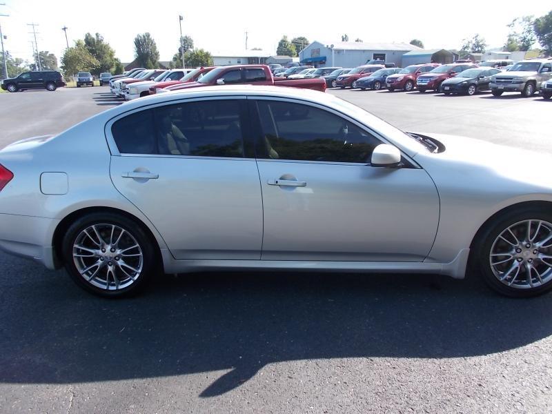 Infiniti G35 Sedan 4dr Auto Sport RWD 2007