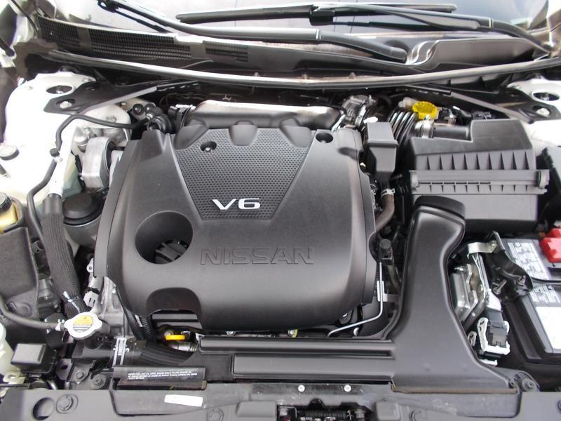 Nissan Maxima SR CVT 2023