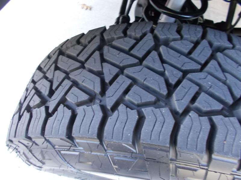 Dodge Ram 2500 2dr Reg Cab 135" WB HD 4WD 1998