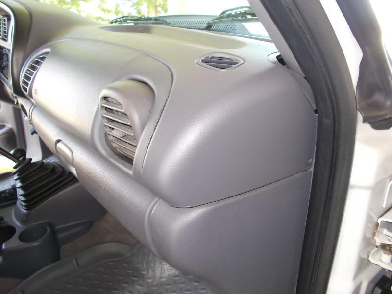 Dodge Ram 2500 2dr Reg Cab 135" WB HD 4WD 1998