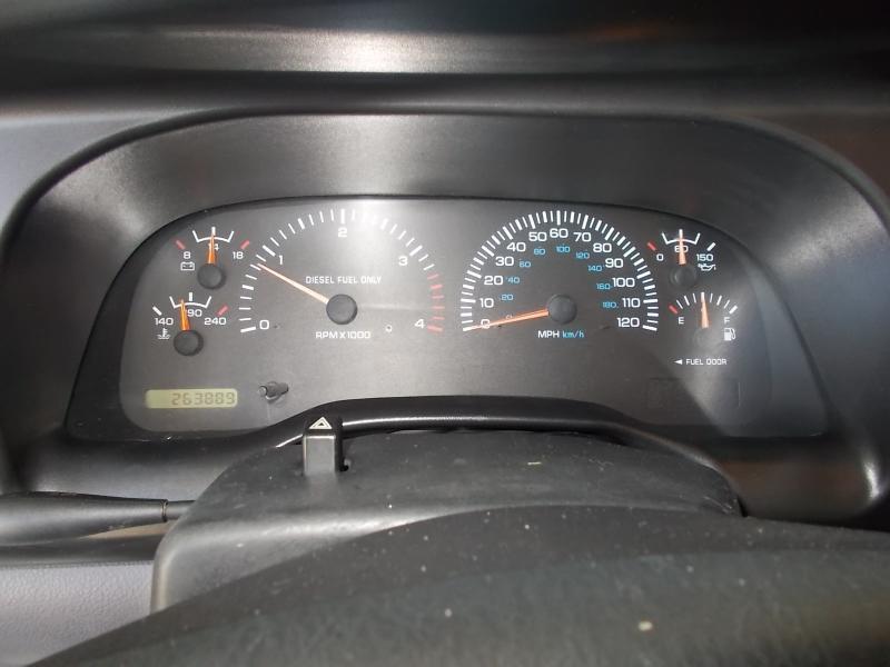 Dodge Ram 2500 2dr Reg Cab 135" WB HD 4WD 1998