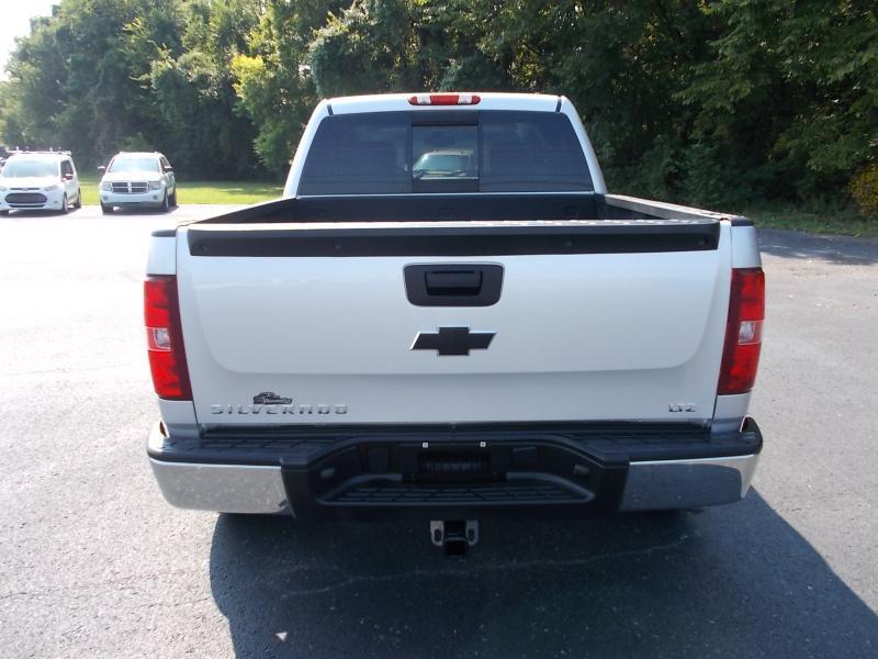 Chevrolet Silverado 1500 4WD Crew Cab 143.5" LTZ 2012