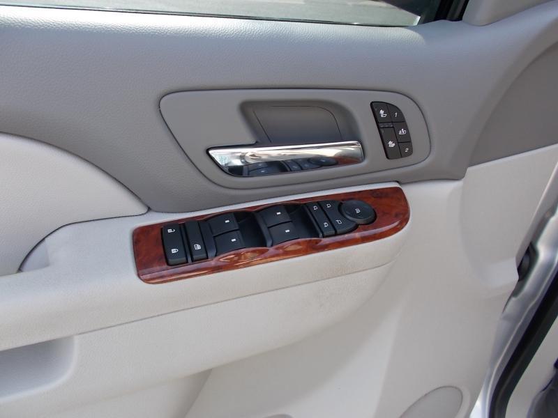 Chevrolet Silverado 1500 4WD Crew Cab 143.5" LTZ 2012