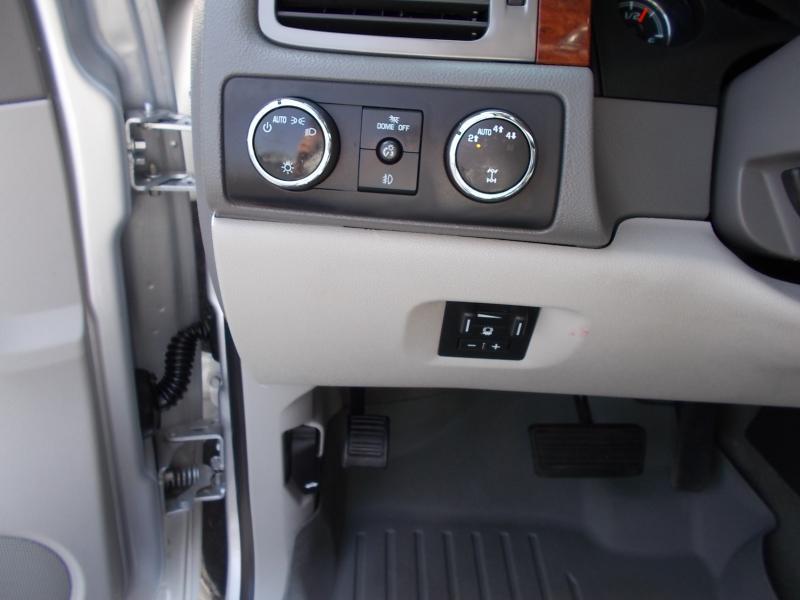 Chevrolet Silverado 1500 4WD Crew Cab 143.5" LTZ 2012