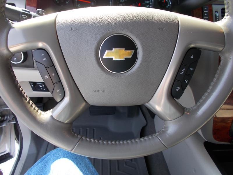 Chevrolet Silverado 1500 4WD Crew Cab 143.5" LTZ 2012