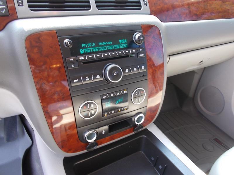 Chevrolet Silverado 1500 4WD Crew Cab 143.5" LTZ 2012