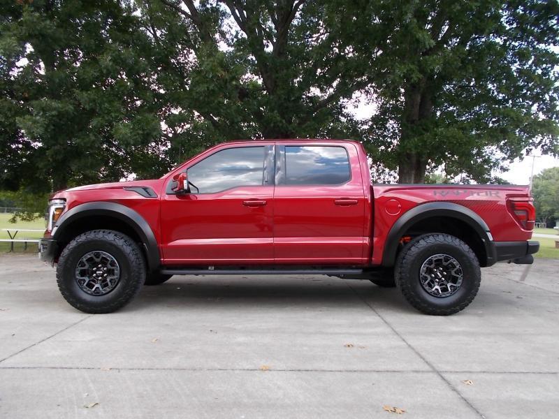 Ford F-150 Raptor 4WD SuperCrew 5.5' Box 2026