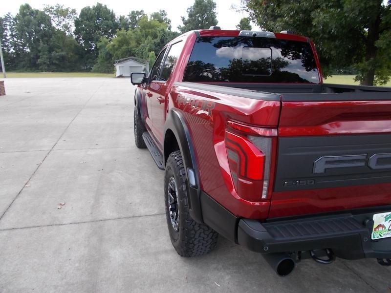 Ford F-150 Raptor 4WD SuperCrew 5.5' Box 2026
