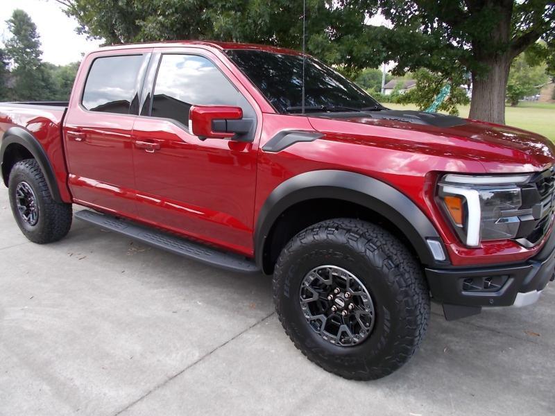Ford F-150 Raptor 4WD SuperCrew 5.5' Box 2026