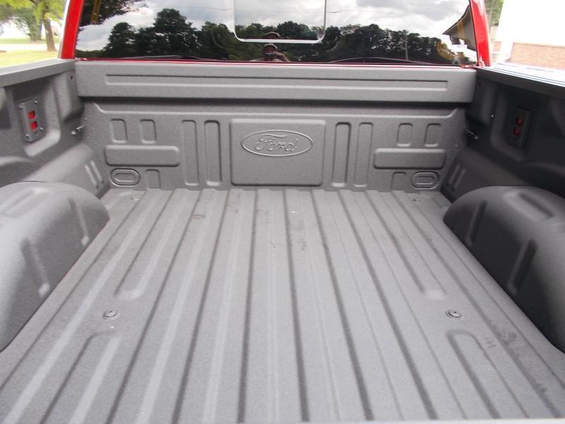 Ford F-150 Raptor 4WD SuperCrew 5.5' Box 2026