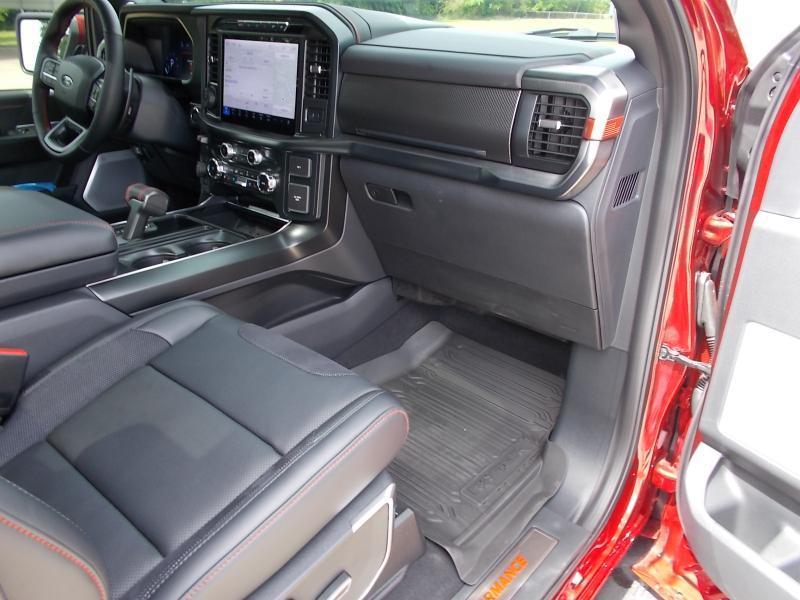 Ford F-150 Raptor 4WD SuperCrew 5.5' Box 2026