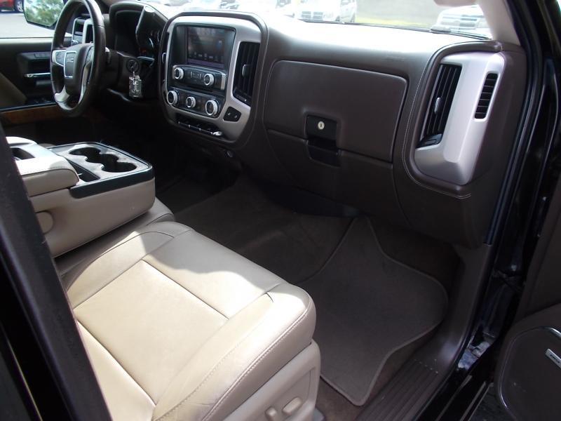 GMC Sierra 1500 4WD Crew Cab 143.5" SLT 2017