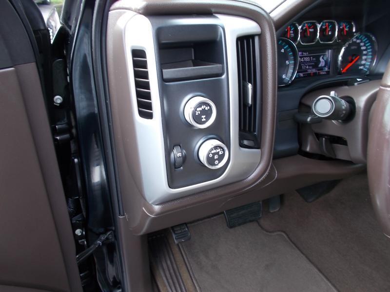 GMC Sierra 1500 4WD Crew Cab 143.5" SLT 2017