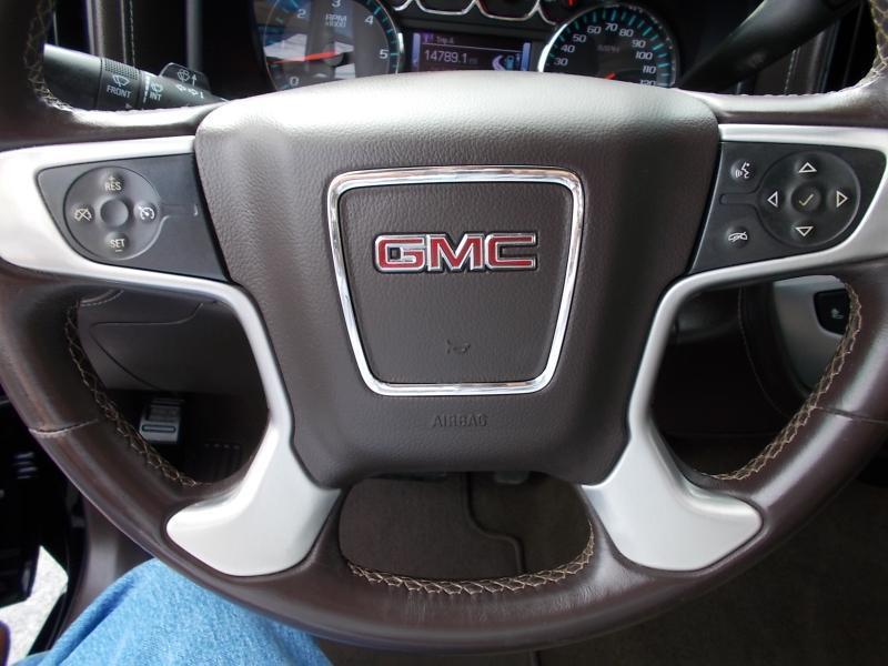 GMC Sierra 1500 4WD Crew Cab 143.5" SLT 2017