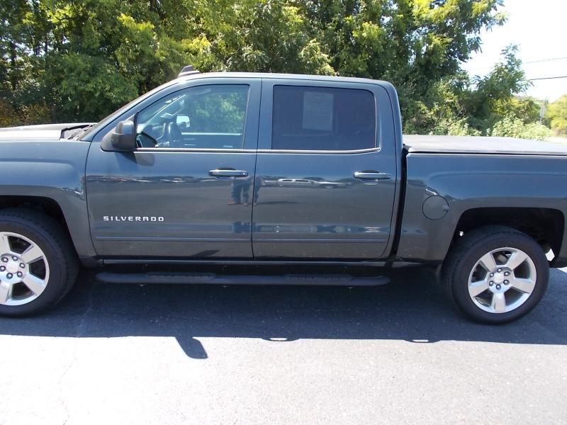 Chevrolet Silverado 1500 4WD Crew Cab 143.5" LT w/2LT 2018