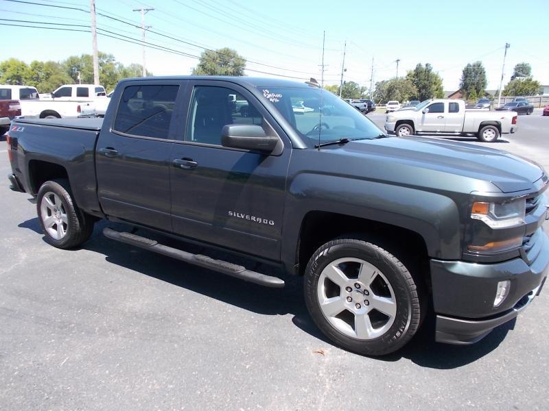 Chevrolet Silverado 1500 4WD Crew Cab 143.5" LT w/2LT 2018