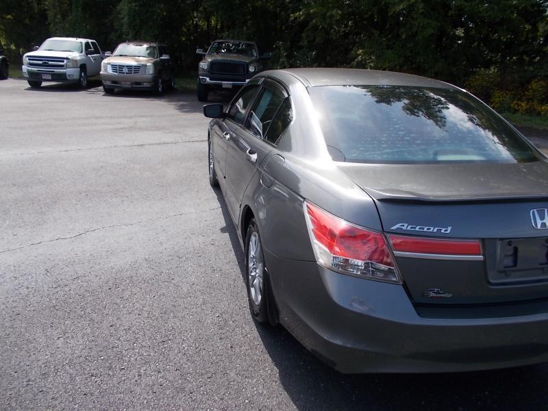 Honda Accord Sdn 4dr I4 Auto SE 2011