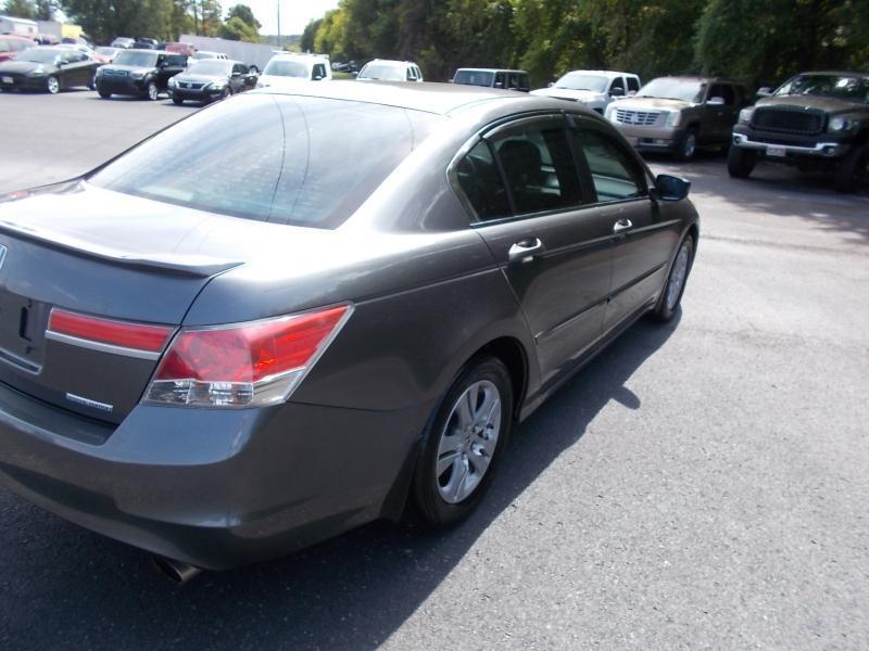 Honda Accord Sdn 4dr I4 Auto SE 2011