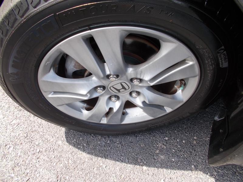 Honda Accord Sdn 4dr I4 Auto SE 2011