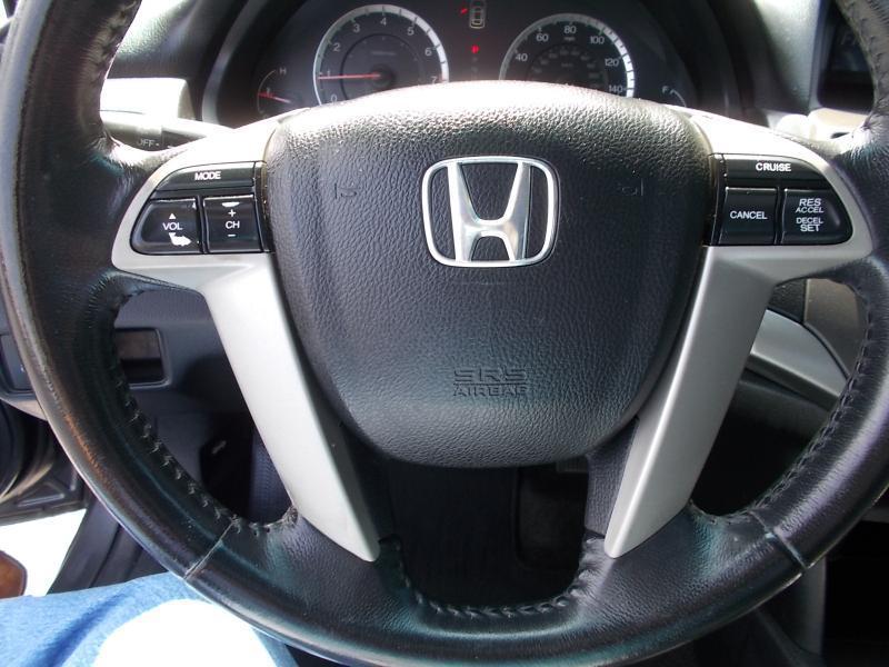 Honda Accord Sdn 4dr I4 Auto SE 2011