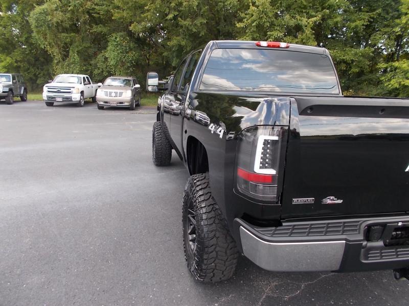 Chevrolet Silverado 1500 4WD Crew Cab 143.5" Work Truck 2012