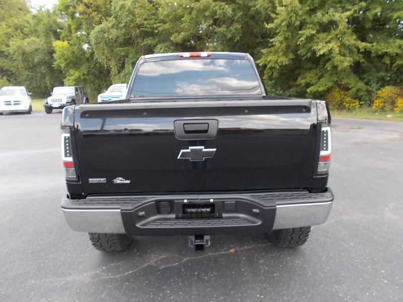 Chevrolet Silverado 1500 4WD Crew Cab 143.5" Work Truck 2012