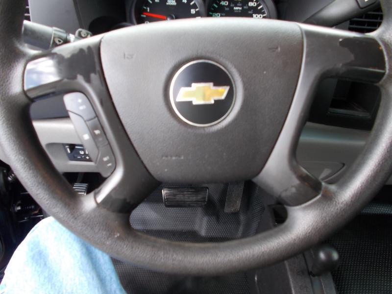 Chevrolet Silverado 1500 4WD Crew Cab 143.5" Work Truck 2012