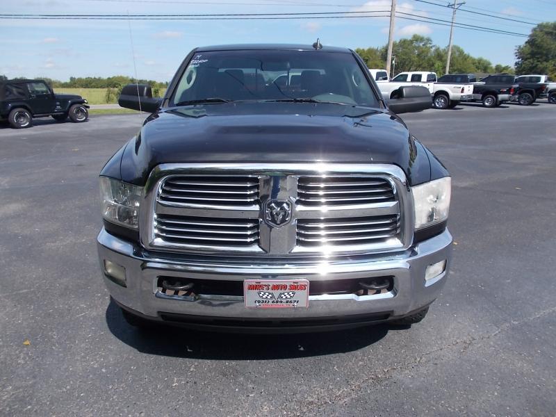 RAM 2500 Big Horn 4x4 Crew Cab 6'4" Box 2017