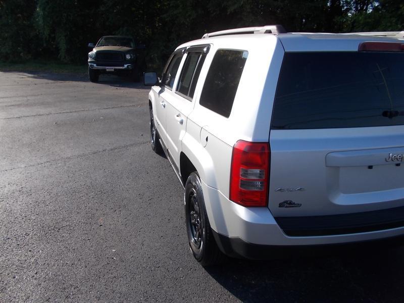 Jeep Patriot 4WD 4dr Sport 2012
