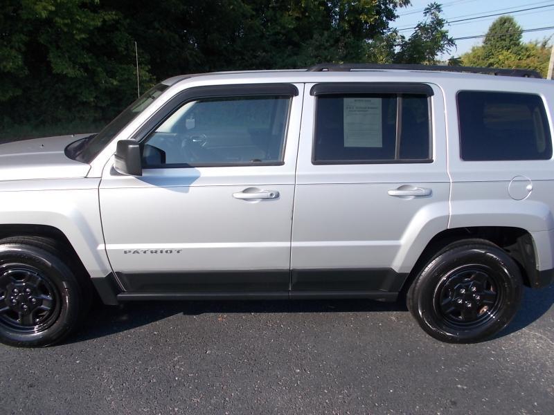 Jeep Patriot 4WD 4dr Sport 2012