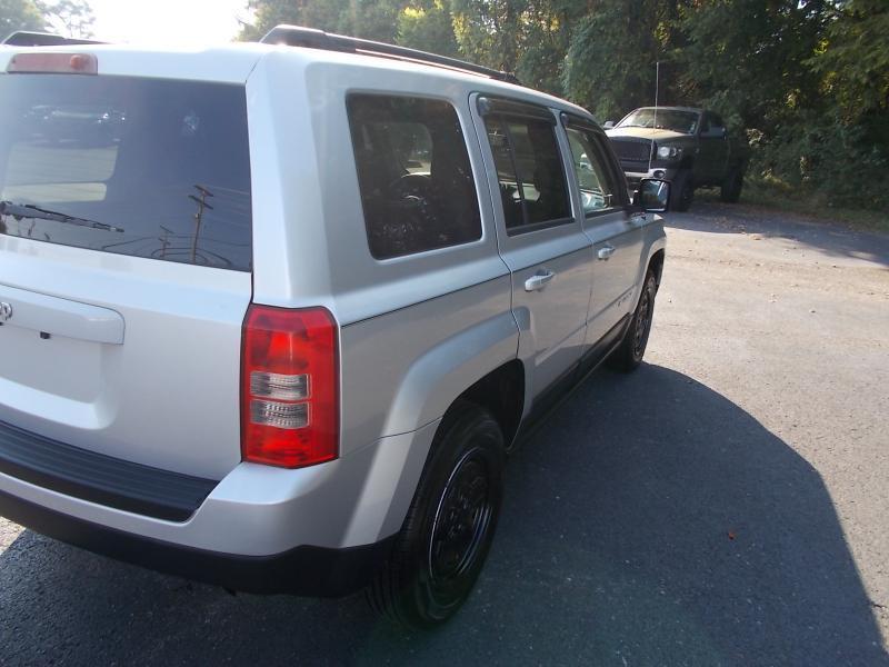 Jeep Patriot 4WD 4dr Sport 2012