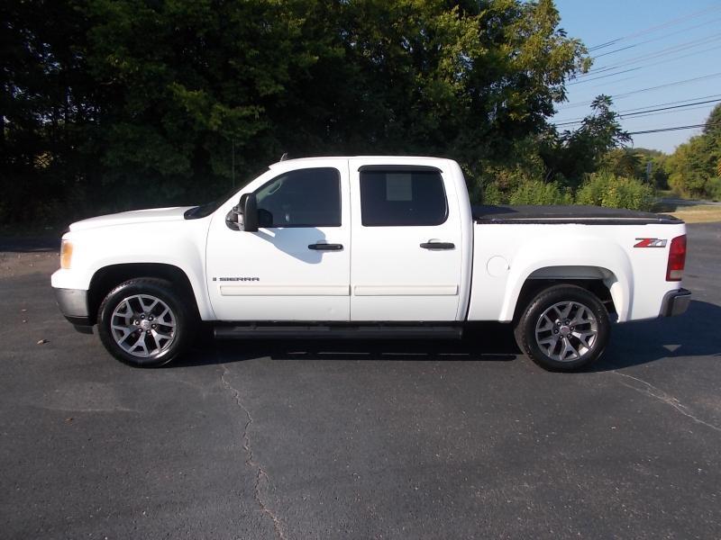 GMC Sierra 1500 2WD Crew Cab 143.5" SL 2008