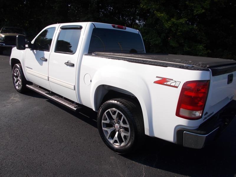 GMC Sierra 1500 2WD Crew Cab 143.5" SL 2008