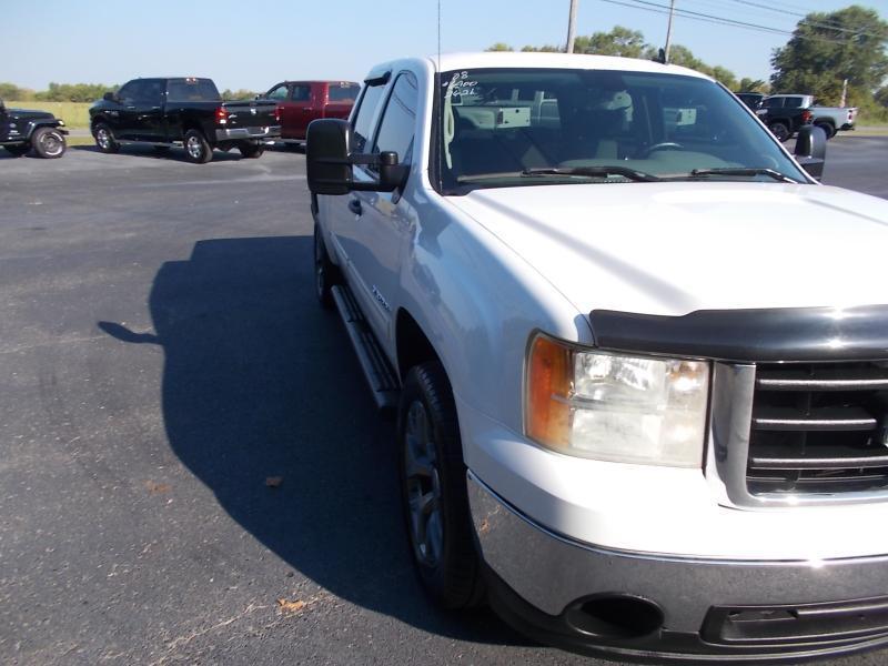 GMC Sierra 1500 2WD Crew Cab 143.5" SL 2008