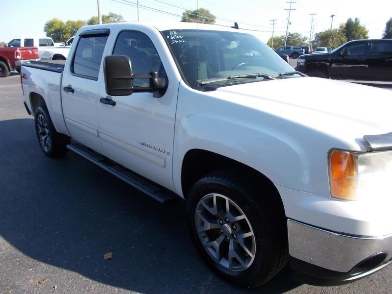 GMC Sierra 1500 2WD Crew Cab 143.5" SL 2008