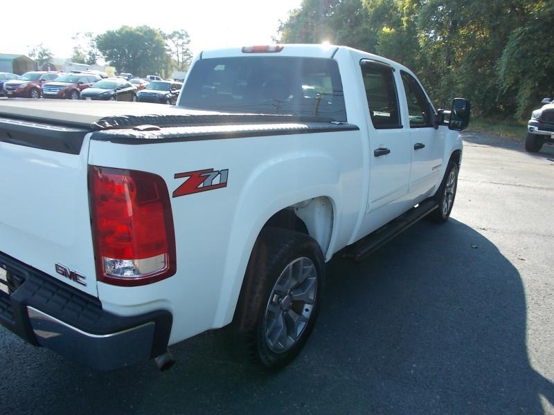GMC Sierra 1500 2WD Crew Cab 143.5" SL 2008