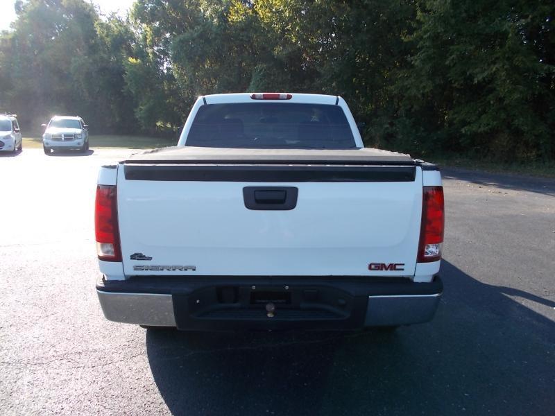 GMC Sierra 1500 2WD Crew Cab 143.5" SL 2008