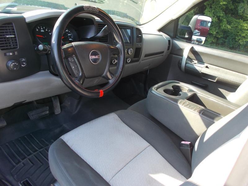 GMC Sierra 1500 2WD Crew Cab 143.5" SL 2008