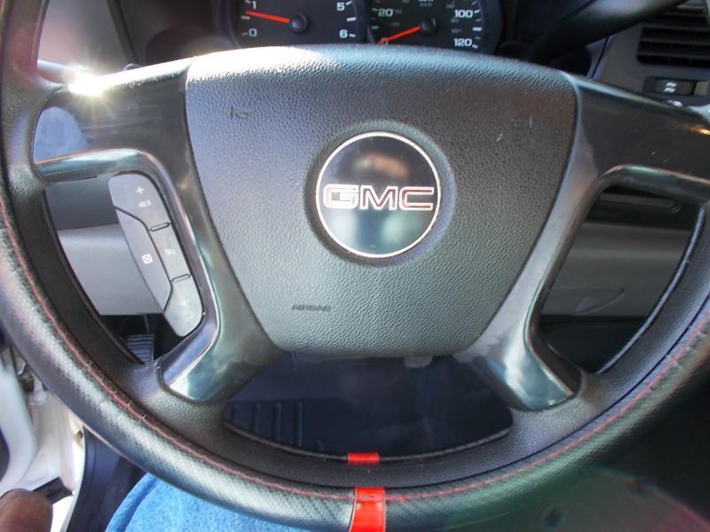 GMC Sierra 1500 2WD Crew Cab 143.5" SL 2008