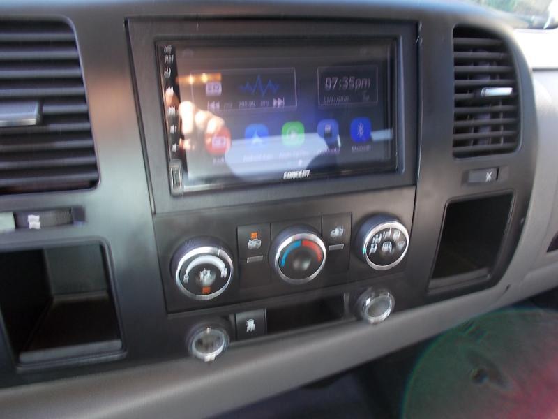 GMC Sierra 1500 2WD Crew Cab 143.5" SL 2008