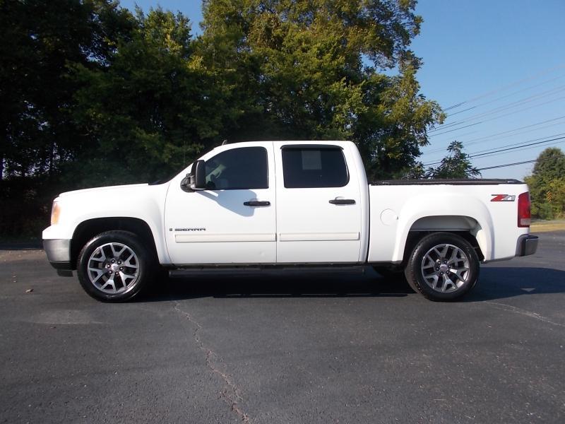 GMC Sierra 1500 2WD Crew Cab 143.5" SL 2008