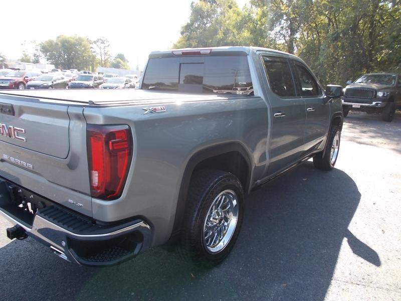 GMC Sierra 1500 4WD Crew Cab 147" SLT 2025