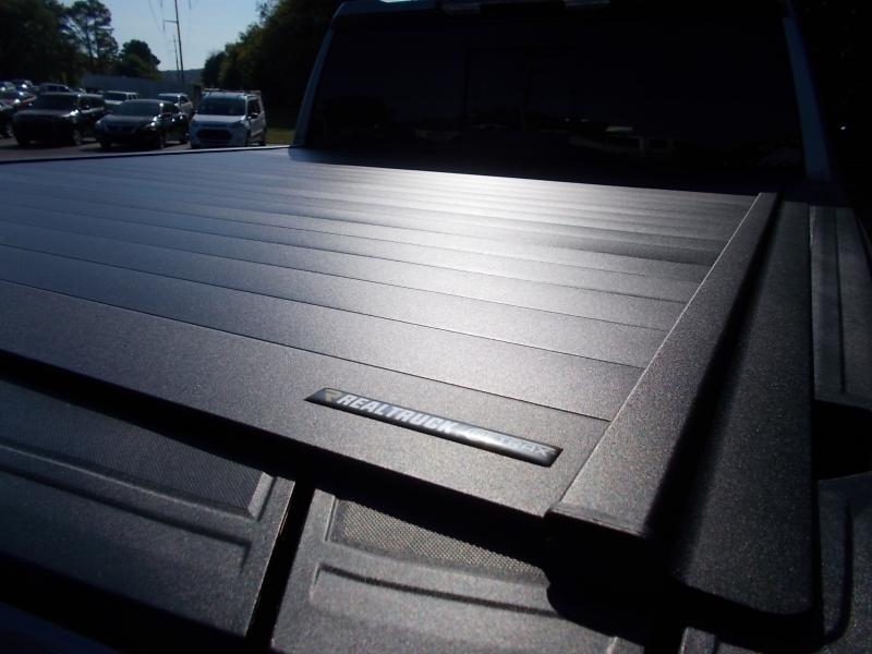 GMC Sierra 1500 4WD Crew Cab 147" SLT 2025
