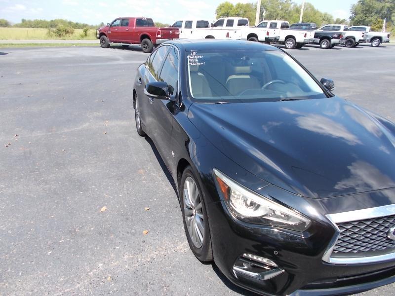 Infiniti Q50 3.0t LUXE RWD 2018