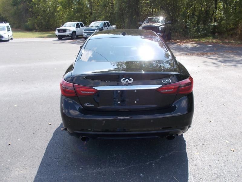 Infiniti Q50 3.0t LUXE RWD 2018